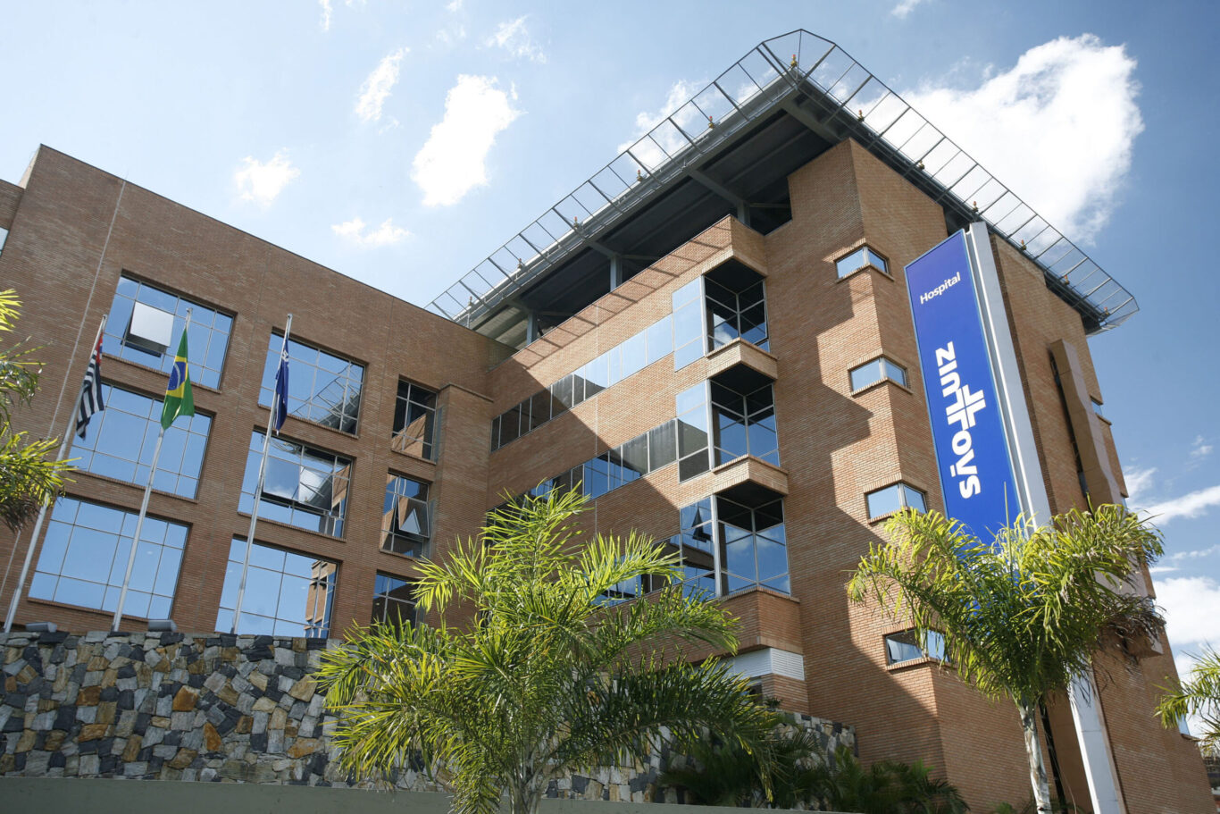 Hospital São Luiz Rede D'Or — facade